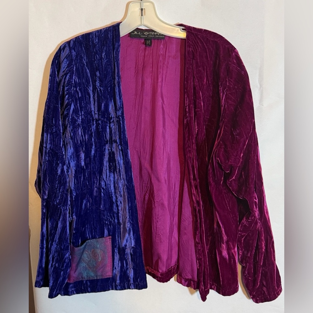 Elegant Velvet Jacket in Purple and Pink